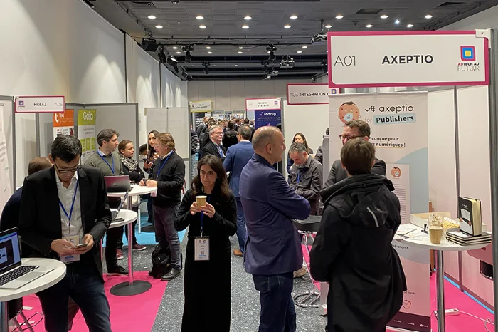 ÉCHANGES AVEC LES OUTILS ET SOLUTIONS ADTECH & MARTECH